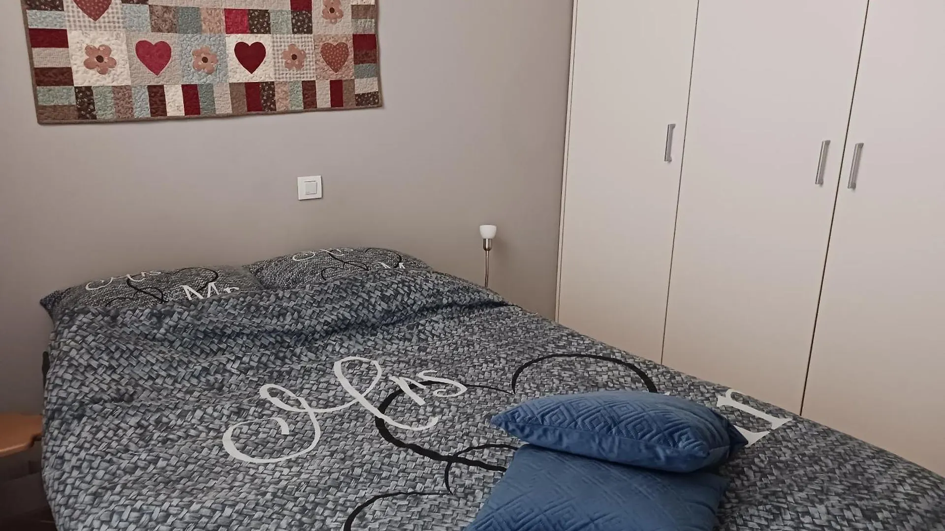 Suite L'Ane City Center & Parking Bruges Apartment